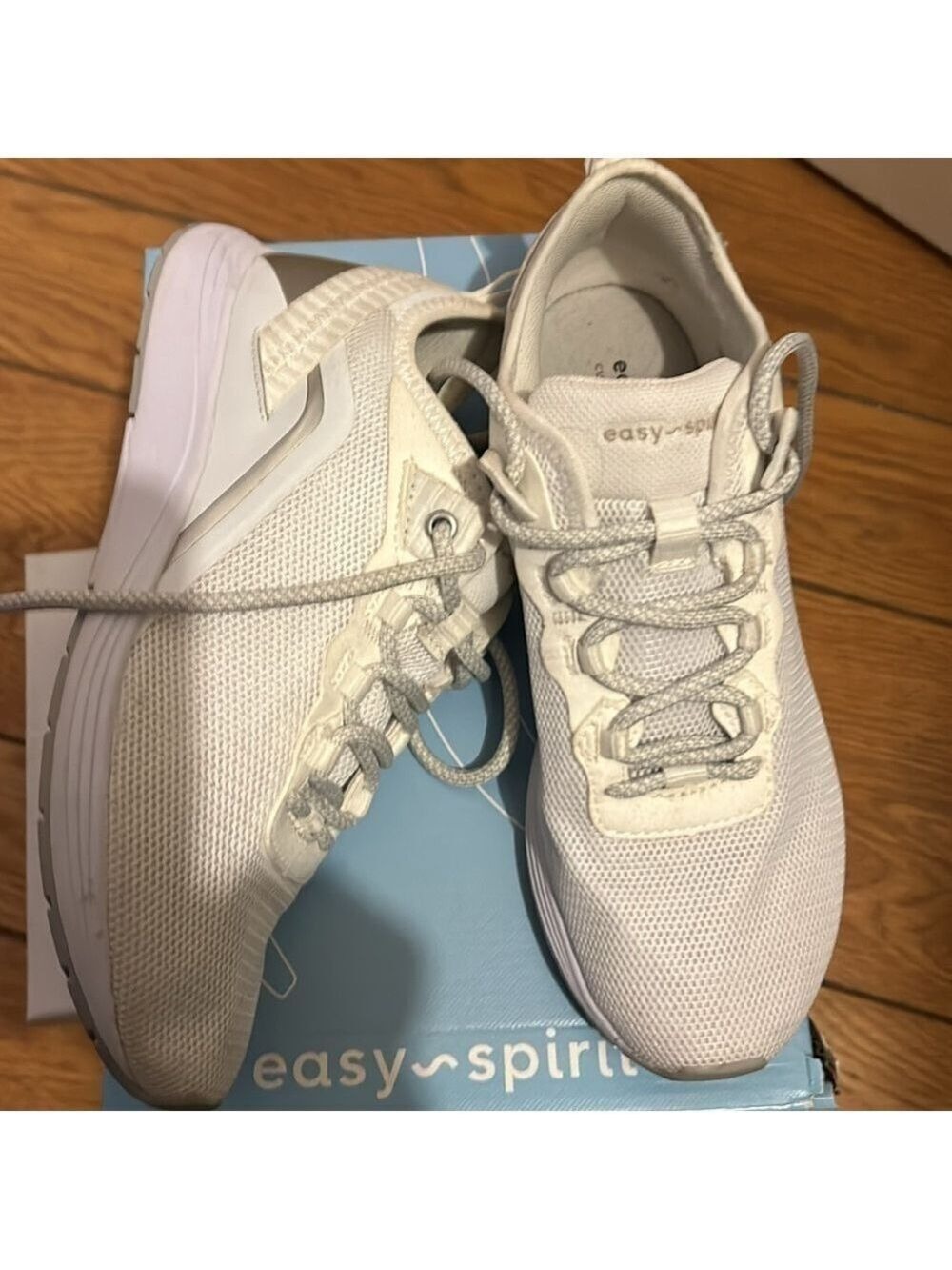 6.5 Wide Width Easy Spirit White sneakers with box (worn just once) - Picture 3 of 6